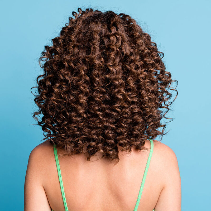 CHI Aloe Vera Curl Reactivating Spray, 6 Oz. Model Hair